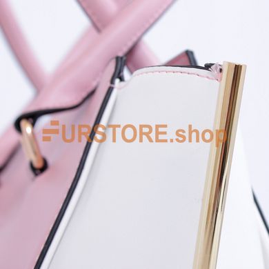 фотогорафия Сумка de esse DS23318-108 Розово-белая в магазине женской меховой одежды https://furstore.shop
