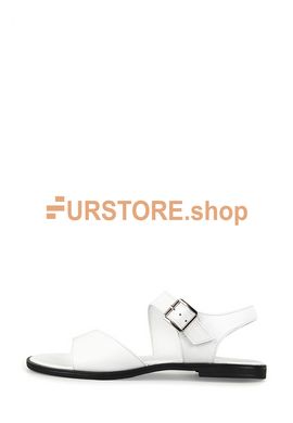 фотогорафия Белые женские босоножки TOPS в магазине женской меховой одежды https://furstore.shop