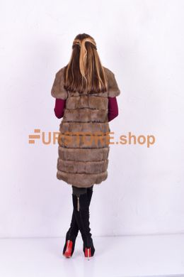 фотогорафия Жилетка из кролика 80 см цвета какао в магазине женской меховой одежды https://furstore.shop