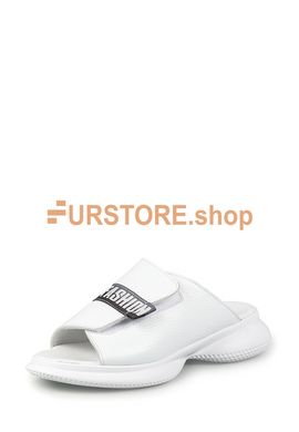 фотогорафия Белые женские шлепки TOPS в магазине женской меховой одежды https://furstore.shop