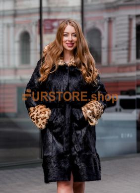 фотогорафія Шуба з стриженої нутрії з леопардовим принтом в онлайн крамниці хутряного одягу https://furstore.shop