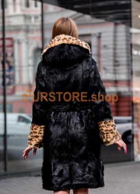 фотогорафия Шуба из стриженой нутрии с леопардовым принтом в магазине женской меховой одежды https://furstore.shop