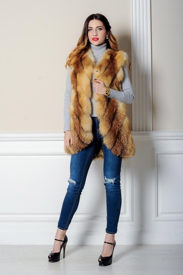 photographic Fox vest, real fur in the women's fur clothing store https://furstore.shop