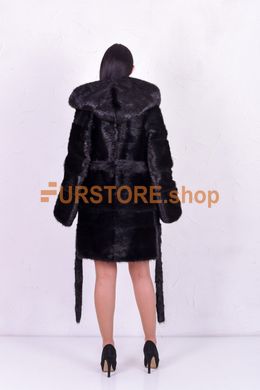 фотогорафия Шуба - транформер из меха нутрии в магазине женской меховой одежды https://furstore.shop