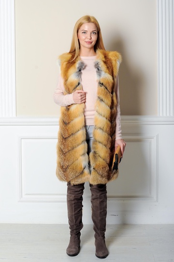 photographic Fox vest in the women's fur clothing store https://furstore.shop