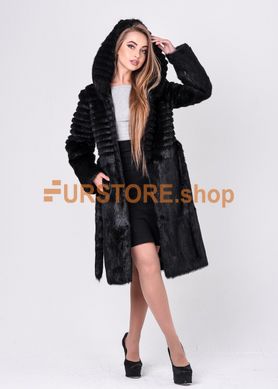 фотогорафия Женская зимняя шуба из нутрии с верхней гофрировкой в магазине женской меховой одежды https://furstore.shop