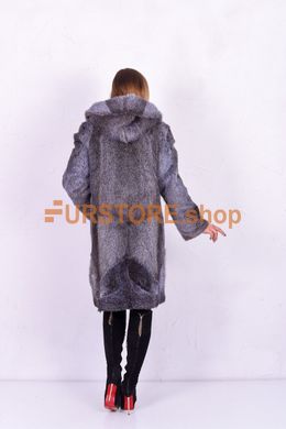 фотогорафия Женская зимняя шуба из нутрии серебристого цвета в магазине женской меховой одежды https://furstore.shop