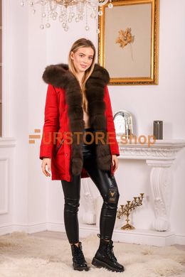фотогорафия Красная зимняя парка с мехом цвета соболь в магазине женской меховой одежды https://furstore.shop