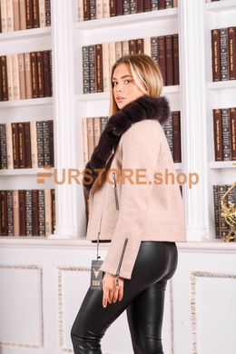 фотогорафия Женское шерстяное пальто с мехом песца в магазине женской меховой одежды https://furstore.shop