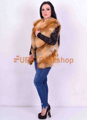 фотогорафія Хутряна жилетка з лисиці в онлайн крамниці хутряного одягу https://furstore.shop
