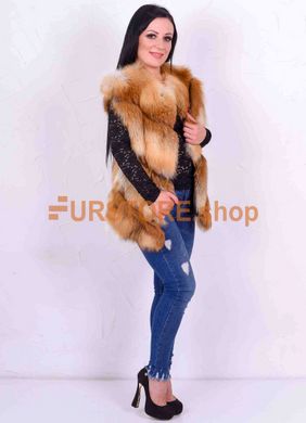 фотогорафия Меховая жилетка из лисы в магазине женской меховой одежды https://furstore.shop