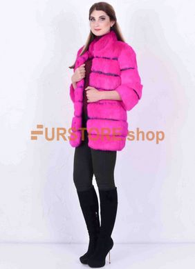 фотогорафия Яркий полушубок из кролика розового цвета в магазине женской меховой одежды https://furstore.shop