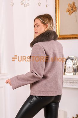 фотогорафия Пальто бушлат из шерсти с меховым воротником в магазине женской меховой одежды https://furstore.shop