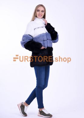 фотогорафия Женский трехцветный полушубок из меха кролика в магазине женской меховой одежды https://furstore.shop