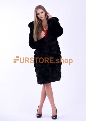 фотогорафия Женская шуба из кусочков меха кролика в магазине женской меховой одежды https://furstore.shop