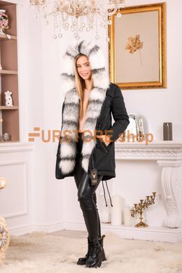фотогорафия Зимняя парка с с мехом арктической лисы в магазине женской меховой одежды https://furstore.shop