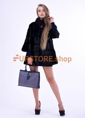 фотогорафія Жіночий кожушок чорного кольору з нутрії в онлайн крамниці хутряного одягу https://furstore.shop