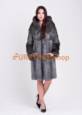 photographic Women's silver fur coat made of natural fur in the women's fur clothing store https://furstore.shop
