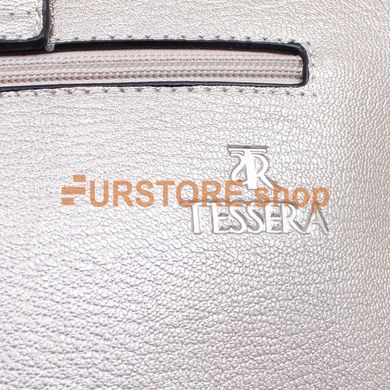 фотогорафия Сумка de esse T37808-416 Серебряная в магазине женской меховой одежды https://furstore.shop