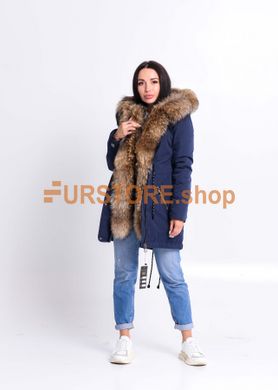 фотогорафія Синя куртка парка з хутром єнота в онлайн крамниці хутряного одягу https://furstore.shop