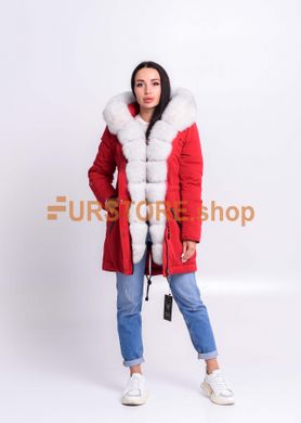 фотогорафія Парка з білим песцем альбіносом в онлайн крамниці хутряного одягу https://furstore.shop