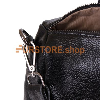 фотогорафия Сумка-рюкзак de esse T37813-101 Черная в магазине женской меховой одежды https://furstore.shop