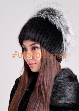 фотогорафия Стильная меховая шапка с шикарным обручем из чернобурки в магазине женской меховой одежды https://furstore.shop