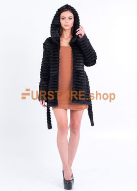 фотогорафия Полушубок из стриженой нутрии с поперечной гофрировкой в магазине женской меховой одежды https://furstore.shop