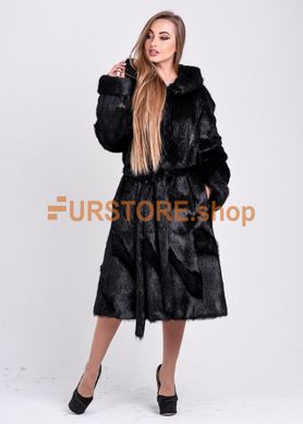 фотогорафія Чорна жіноча шуба зі стриженої нутрії в онлайн крамниці хутряного одягу https://furstore.shop