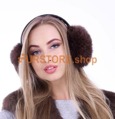 photographic Теплые наушники из меха in the women's fur clothing store https://furstore.shop