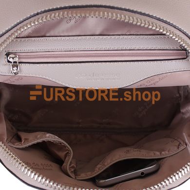 фотогорафия Сумка-рюкзак de esse DS23186-4105 Бежевая в магазине женской меховой одежды https://furstore.shop