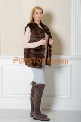 фотогорафия Меховая женская безрукавка, цвет соболь в магазине женской меховой одежды https://furstore.shop
