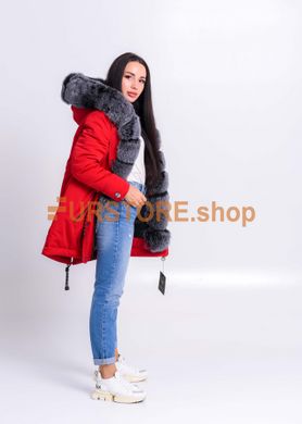 фотогорафия Красная парка с мехом финского песца в магазине женской меховой одежды https://furstore.shop